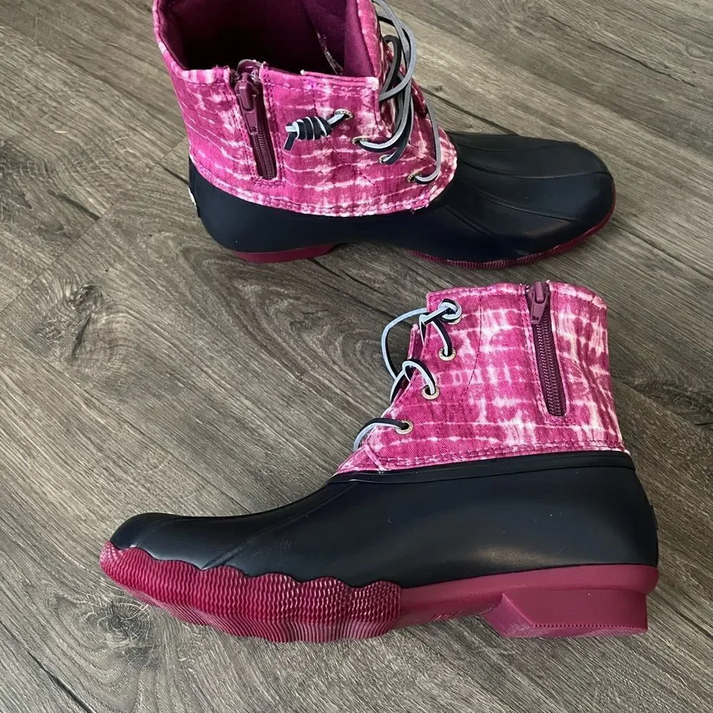 Sperry Saltwater Duck Boot - Kids' size 6 M
